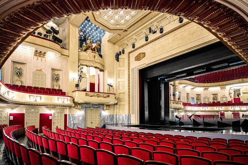 Das Große Haus am Schillerplatz (Blick in den Zuschauerraum) - © Ticketservice Theater