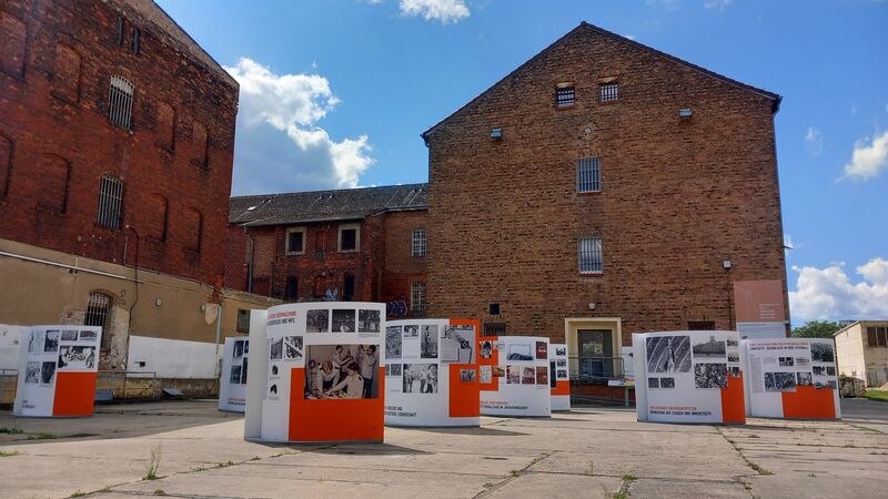 Im Objektiv der Staatsmacht  - Wanderausstellung - © Menschenrechtszentrum Cottbus e.V.