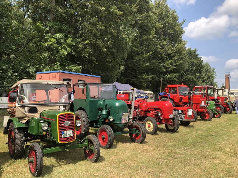 Nutzfahrzeugtreffen im Flugplatzmuseum Cottbus - © CMT-Administration