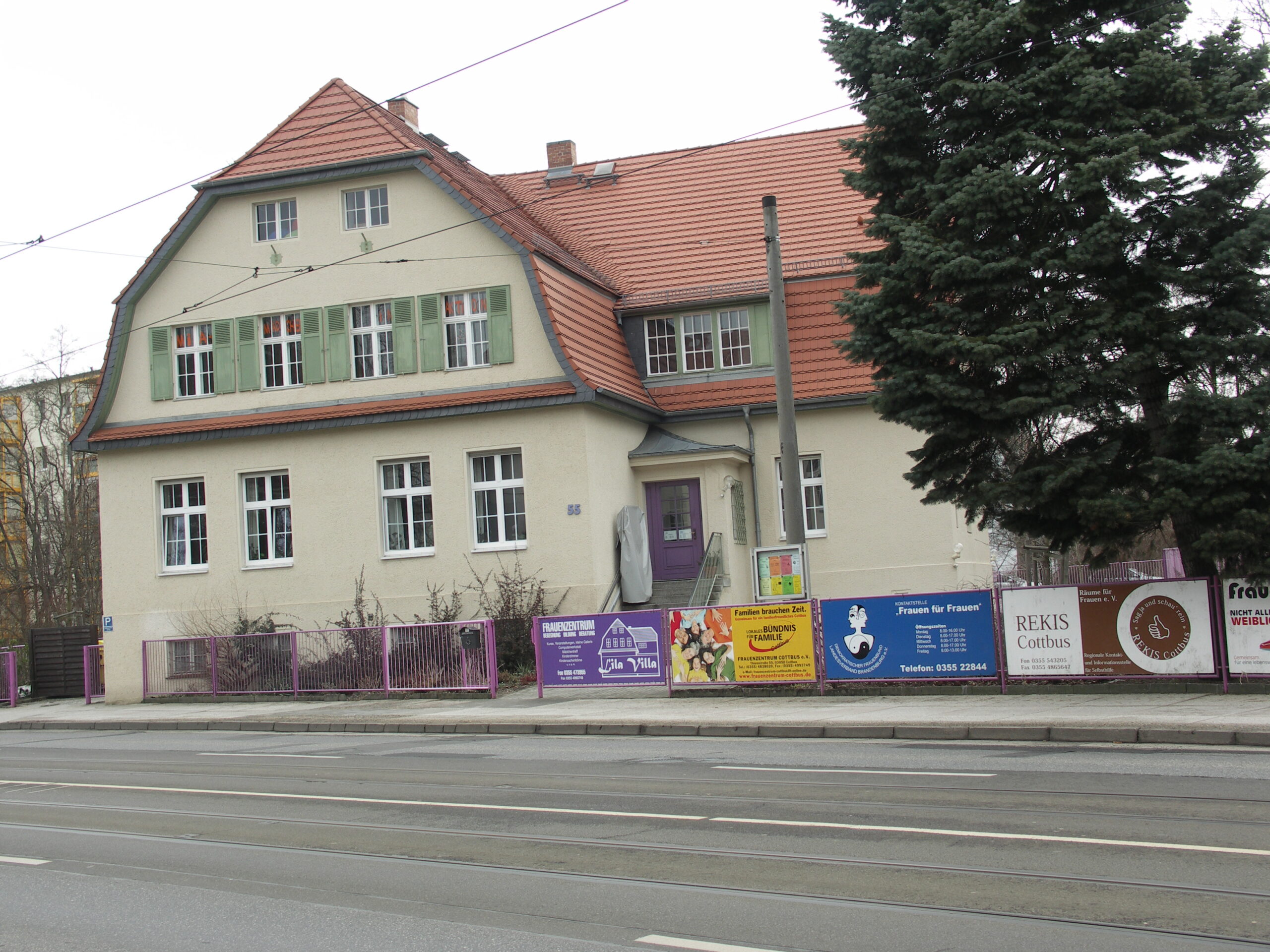 Offene Holzwerkstatt im Frauenzentrum Cottbus