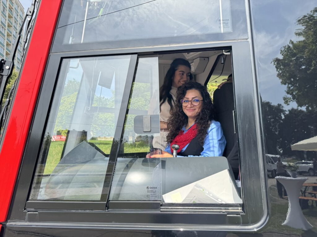 Inbetriebnahme der neuen Straßenbahnen