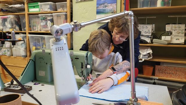 Kreativgruppe für Jungen und Mädchen