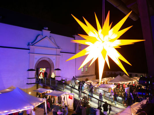 Märchenhafter Weihnachtsmarkt in Senftenberg