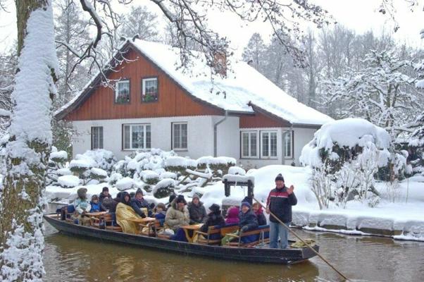 Winterkahnfahrten 11.00 & 13.00 Uhr