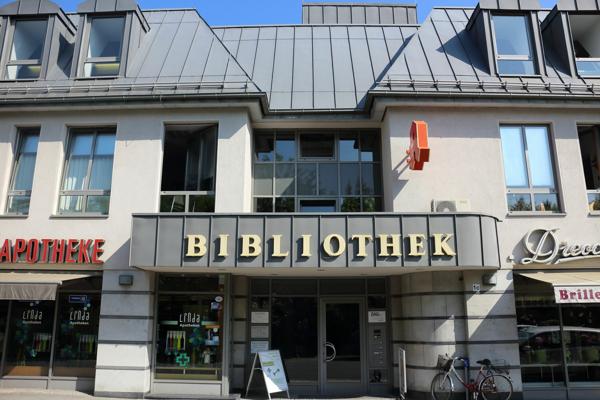 Lustige Weihnachtsgeschichten und Livemusik