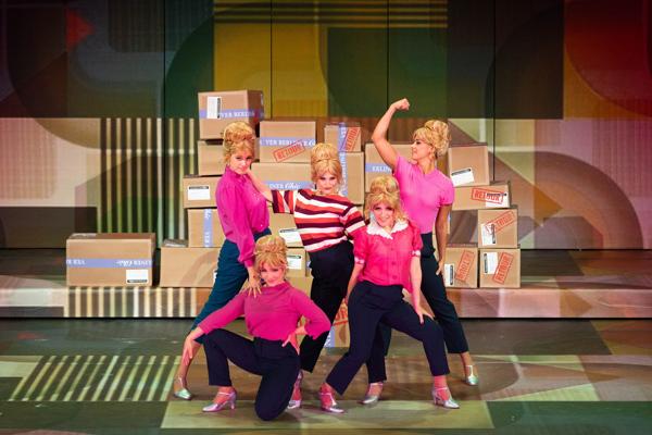 Staatstheater Cottbus: Messeschlager Gisela