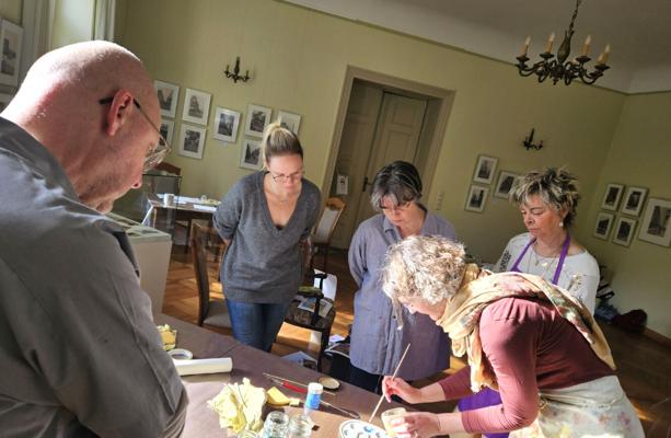FreitagsAtelier im Schloss mit der Künstlerin Andrea Neitzel  für Erwachsene