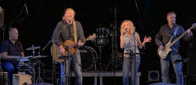 Foto: Band Radio on Fire, Lizenz: Band Radio on Fire