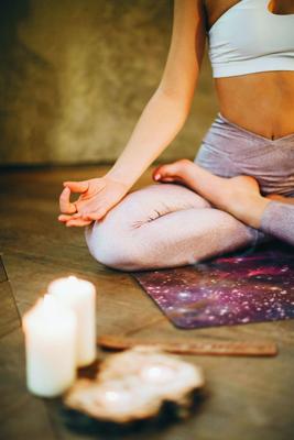 Stretch & Relax, Foto: Elly Fairytale, Lizenz: Pexels 3822621