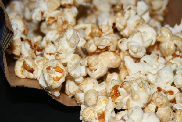 Popcorn, Foto: Marika Kude, Lizenz: Pixelio ID 176384