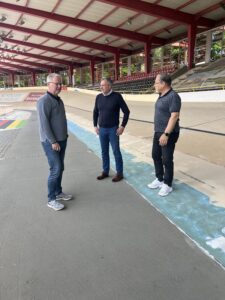 OB Schick besucht Radrennbahn im Sportzentrum Cottbus