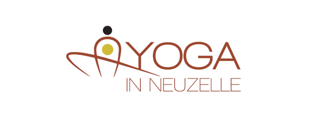 Stilisiertes Logo mit der Aufschrift „YOGA IN NEUZELLE“ und einer figurativen Linie mit rundem Kopf und Kreis.