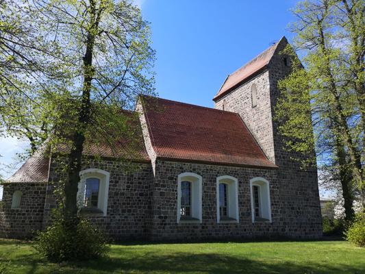 Kirche Walterdorf, Foto: Eva Lebek, Lizenz: Tourismusverband Dahme-Seenland e.V.