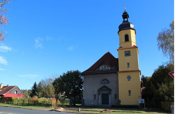 Kirche Niederlehme, Foto: Sebastian Gräber, Lizenz: Tousimusverband Dahme-Seenland e.V.
