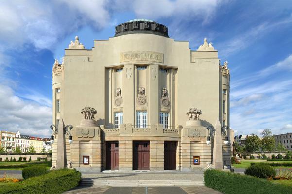 Das Große Haus am Schillerplatz, Foto: Marlies Kross, Lizenz: Brandenburgische Kulturstiftung Cottbus-Frankfurt (Oder)